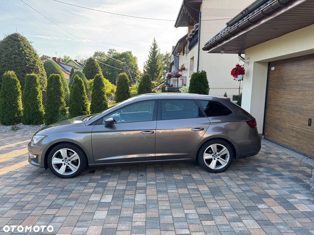 Seat Leon 2.0 TDI DPF Start&Stop DSG FR - 2