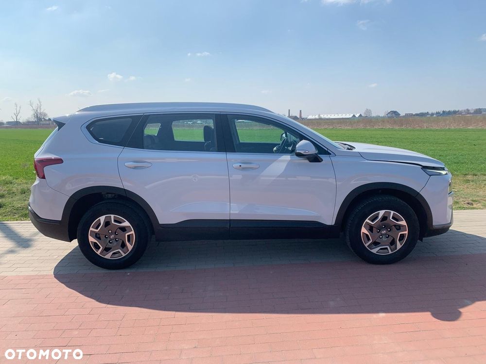 Hyundai Santa Fe ver-1-6-t--gdi-hev-executive - 3