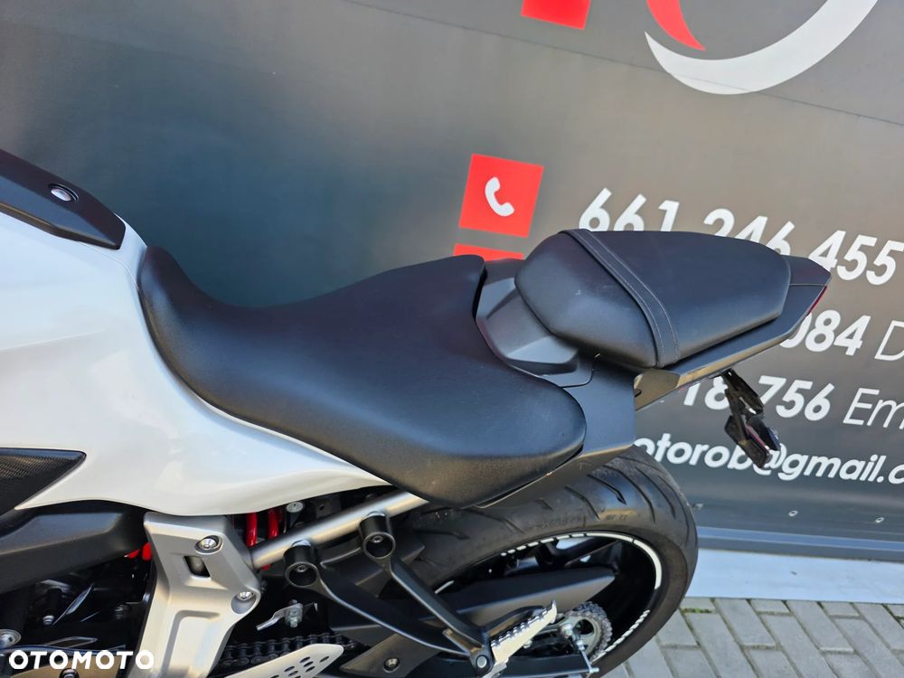 Yamaha MT - 7