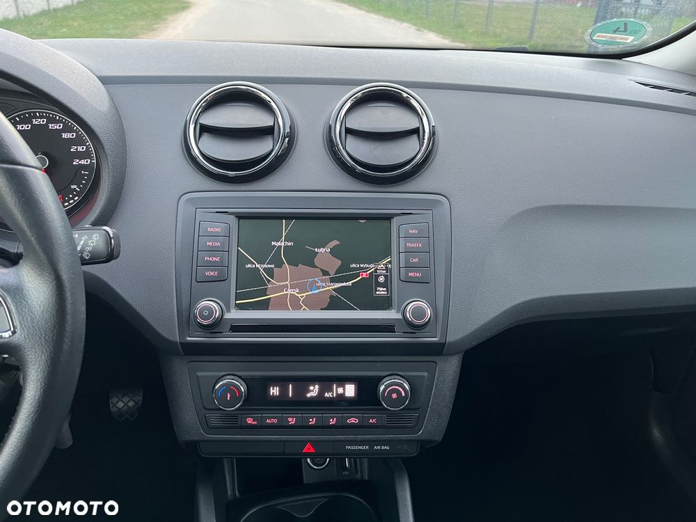 Seat Ibiza 1.2 TSI CONNECT - 26