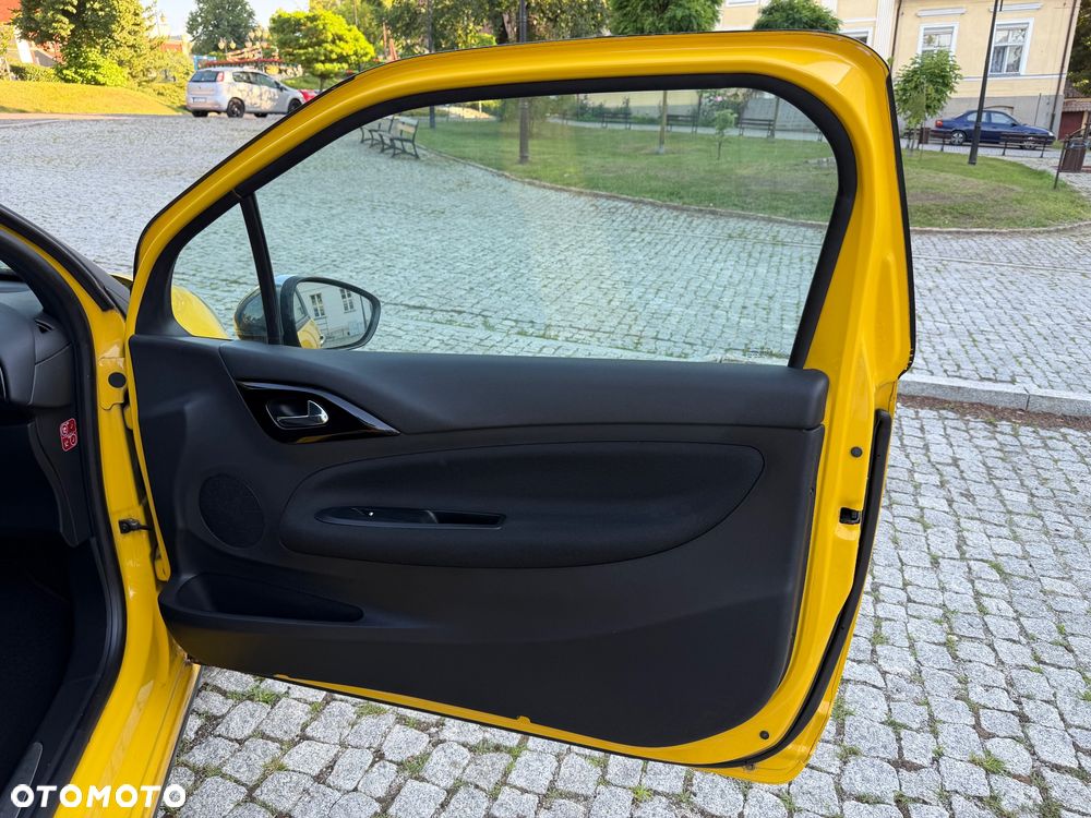 Citroën DS3 HDi 90 FAP SoChic - 36