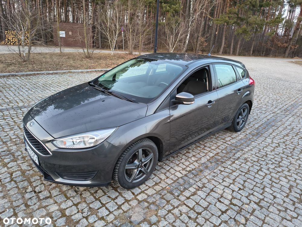Ford Focus 1.6 Edition - 14