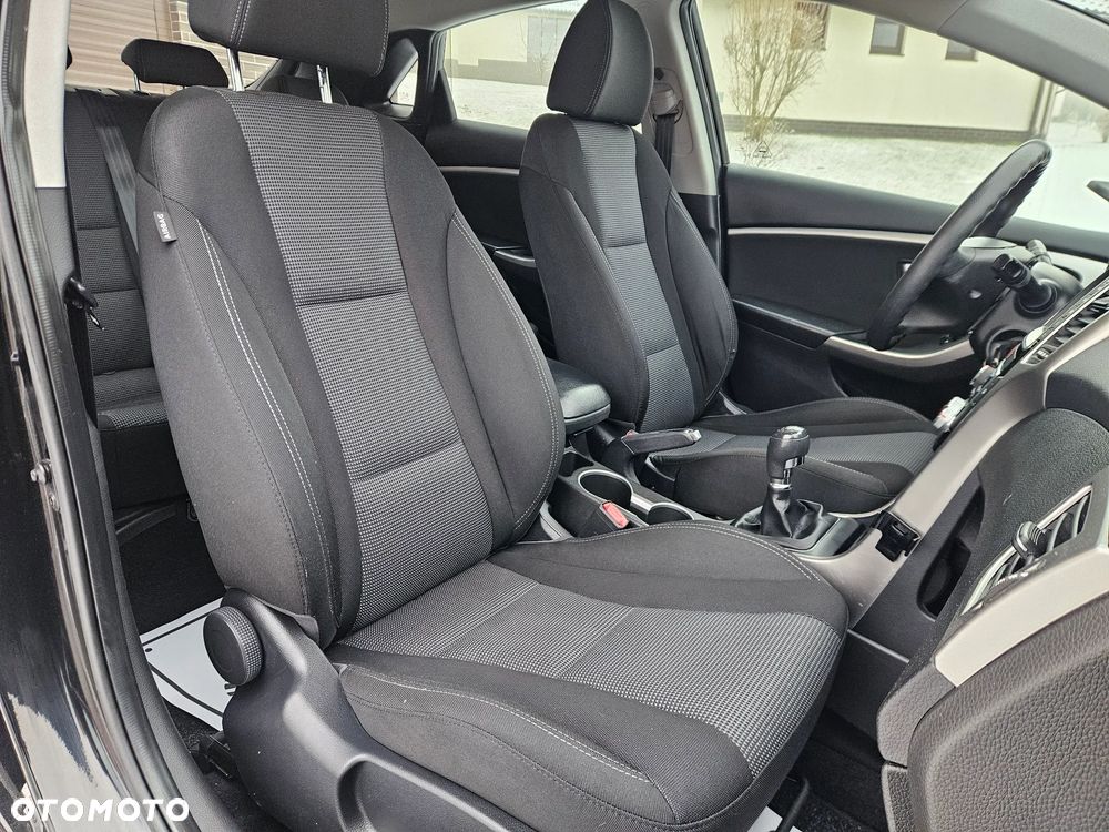 Hyundai i30 1.4 Fifa World Cup Edition - 14