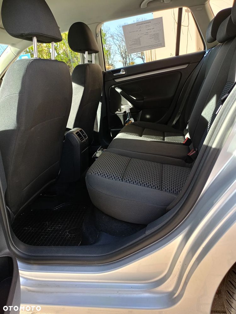 Volkswagen Golf VI 1.6 TDI BlueMot Comfortline DSG - 37