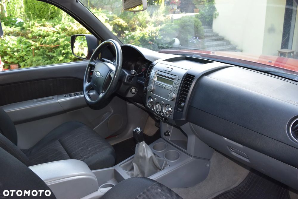 Ford Ranger 2.5 TDCi DC Limited1 - 11