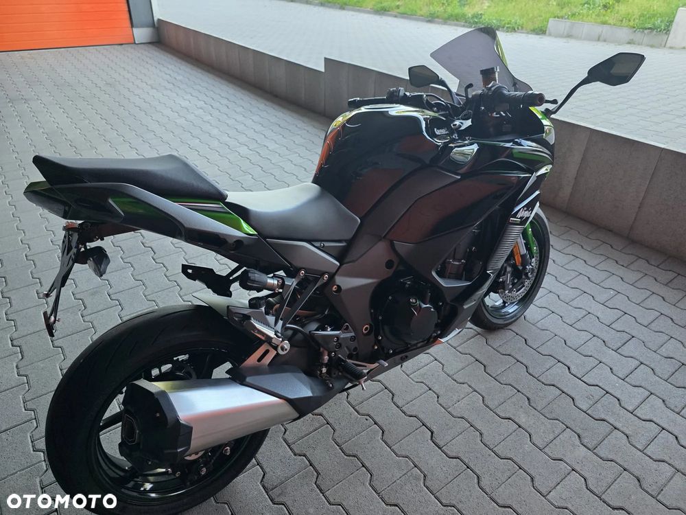 Kawasaki Ninja 1000 SX - 5