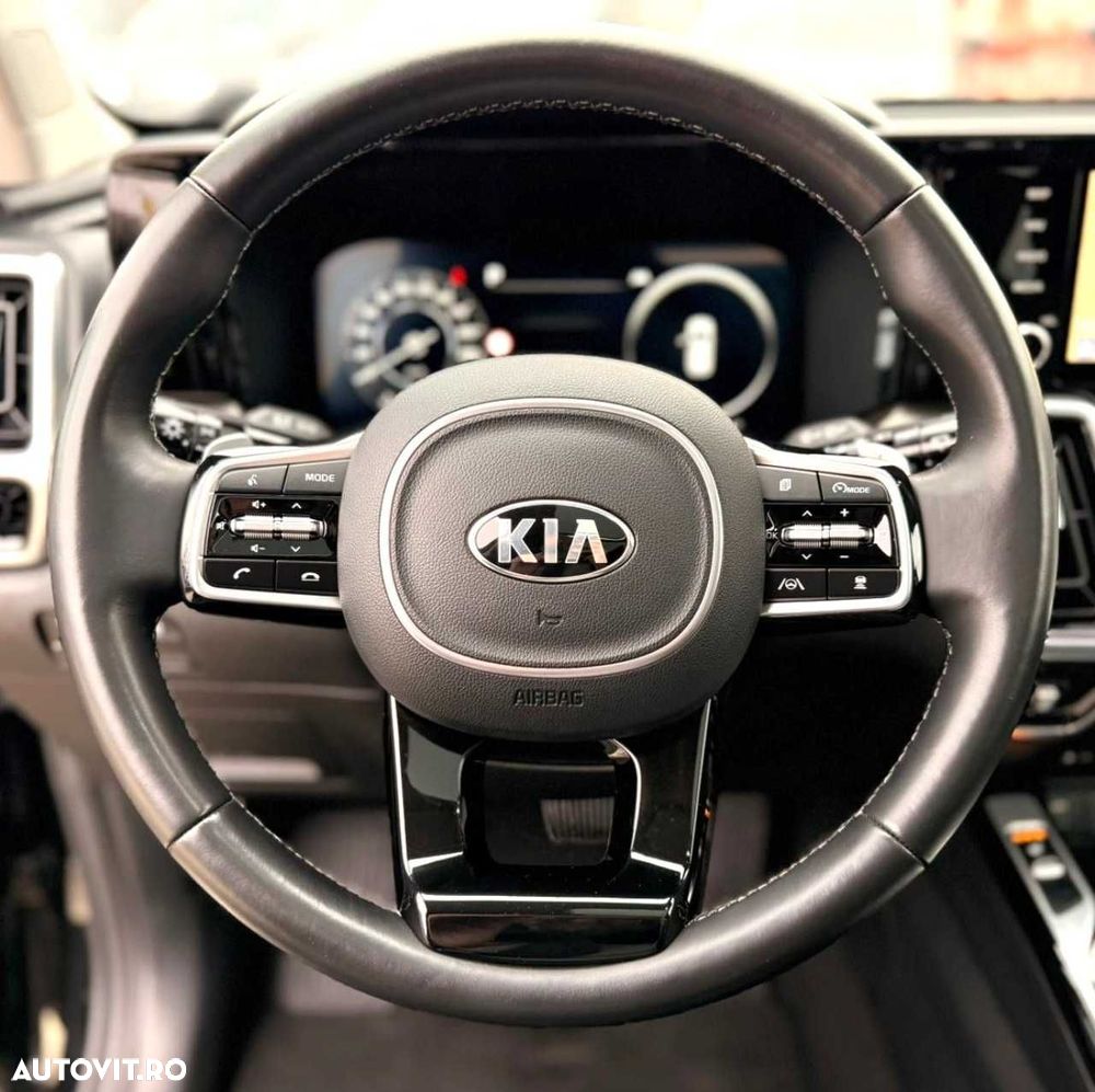 Kia Sorento - 25