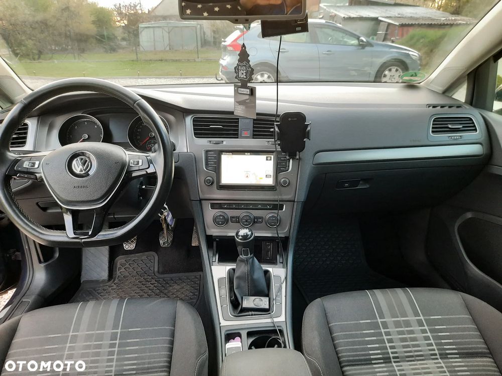 Volkswagen Golf 1.6 TDI BlueMotion Trendline - 8