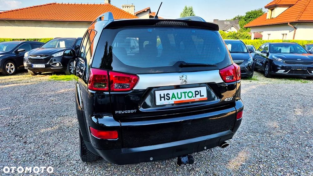 Peugeot 4007 - 15