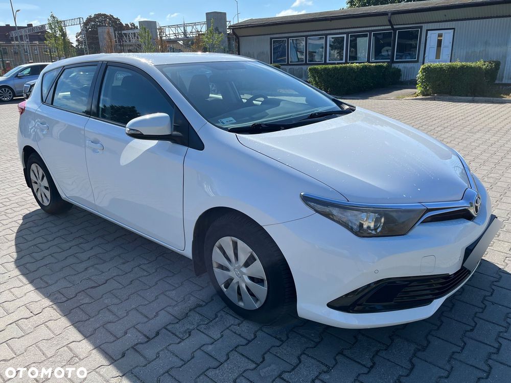 Toyota Auris 1.33 VVT-i Active - 2