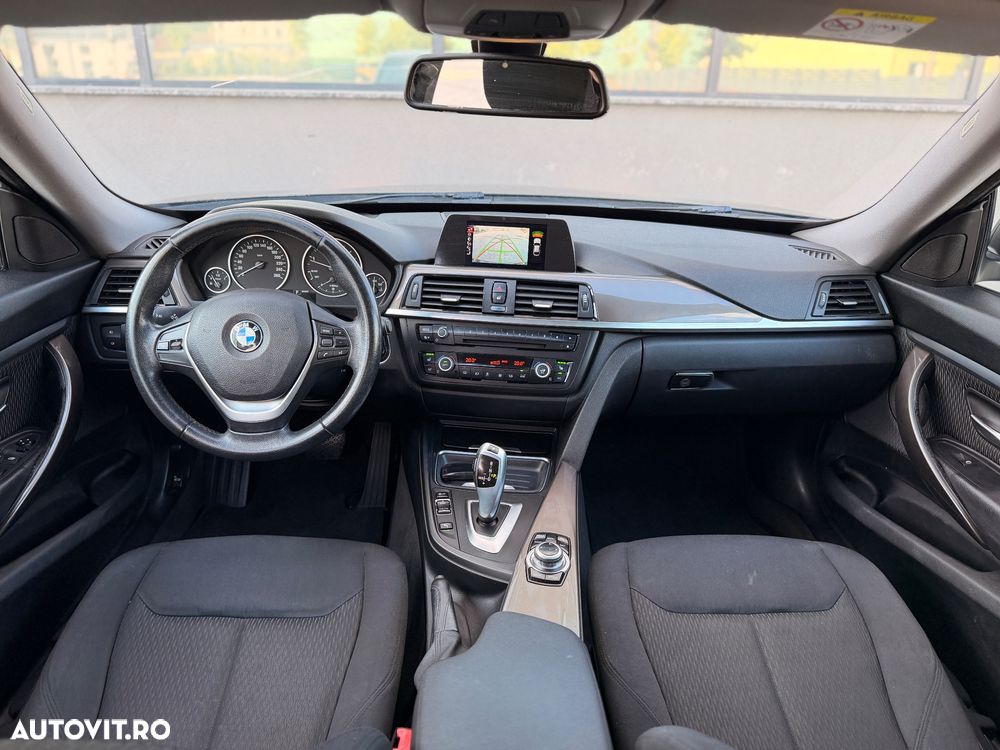 BMW Seria 3 318d Aut. Modern Line - 26
