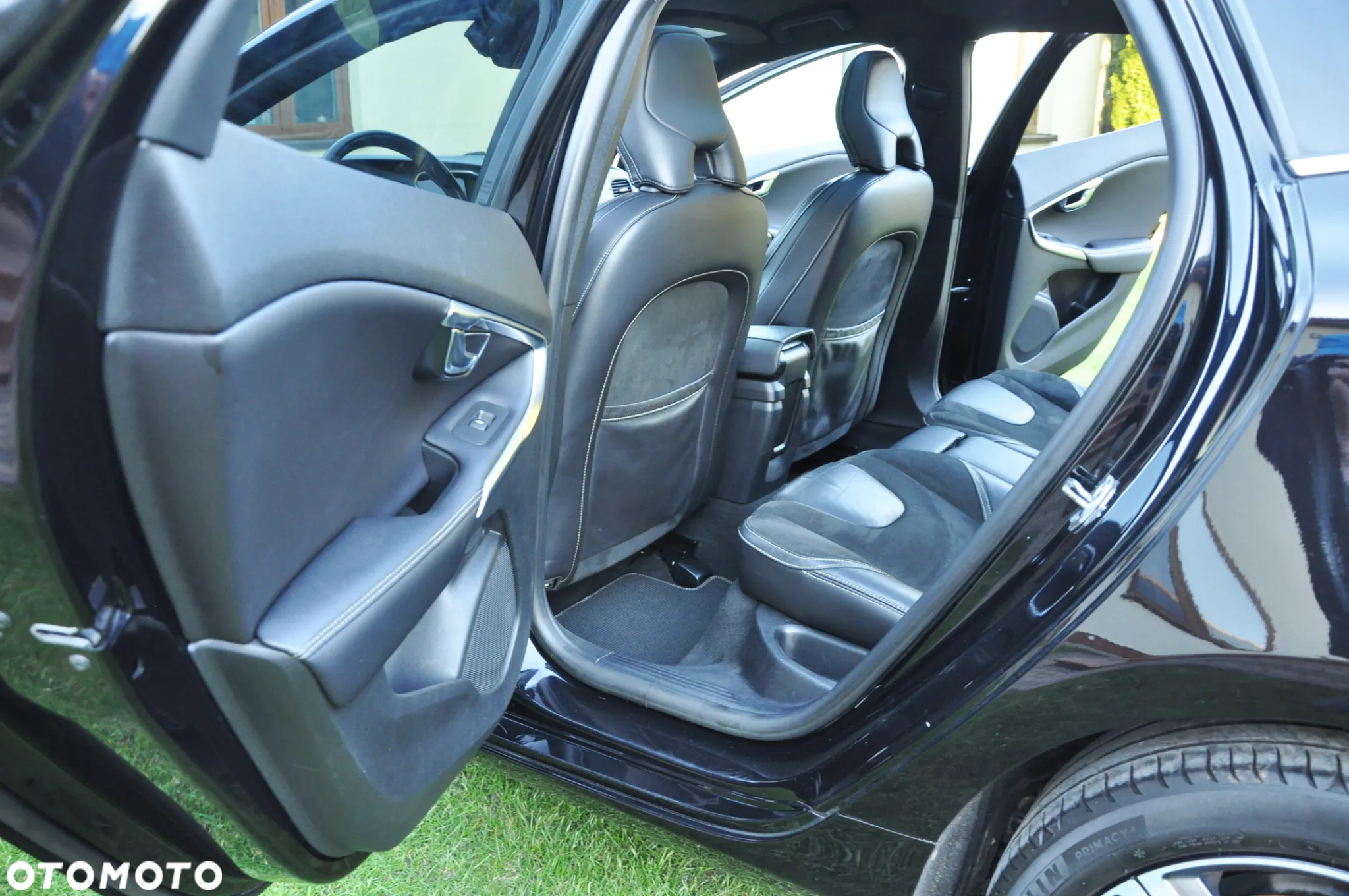 Volvo V40 T3 Drive-E R-Design Momentum - 7