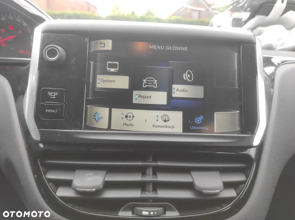 Peugeot 208 1.2 PureTech Style - 16