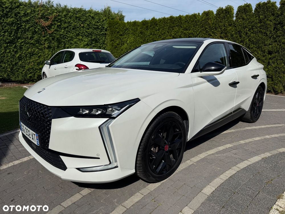 DS Automobiles DS 4 1.6 E-Tense Performance Line + - 6