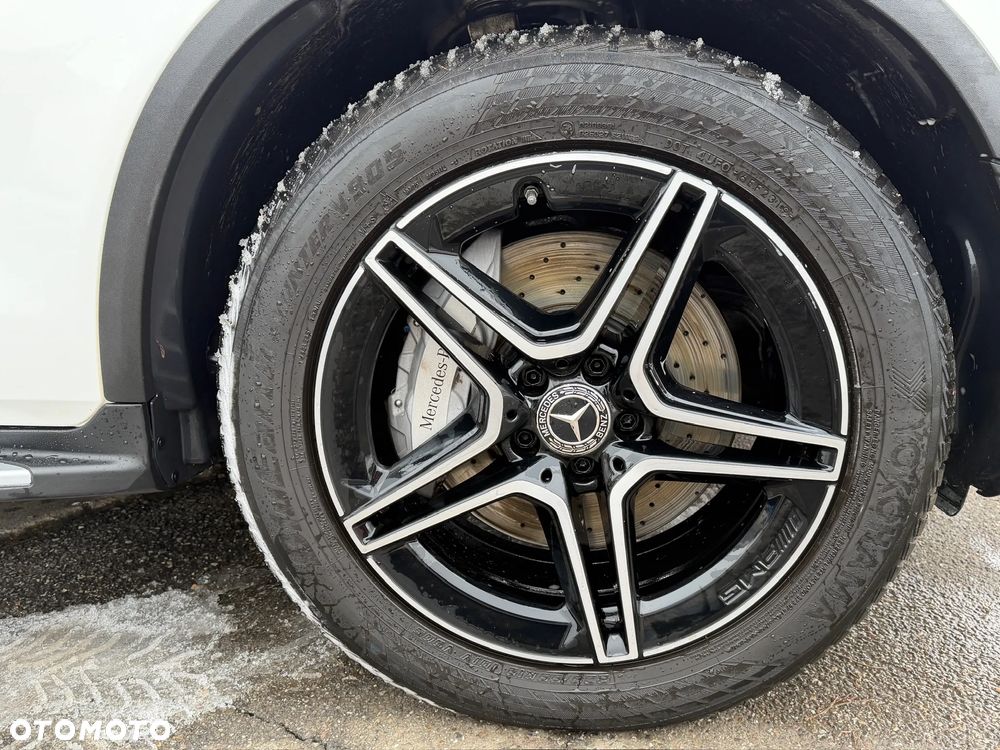 Mercedes-Benz GLC - 21