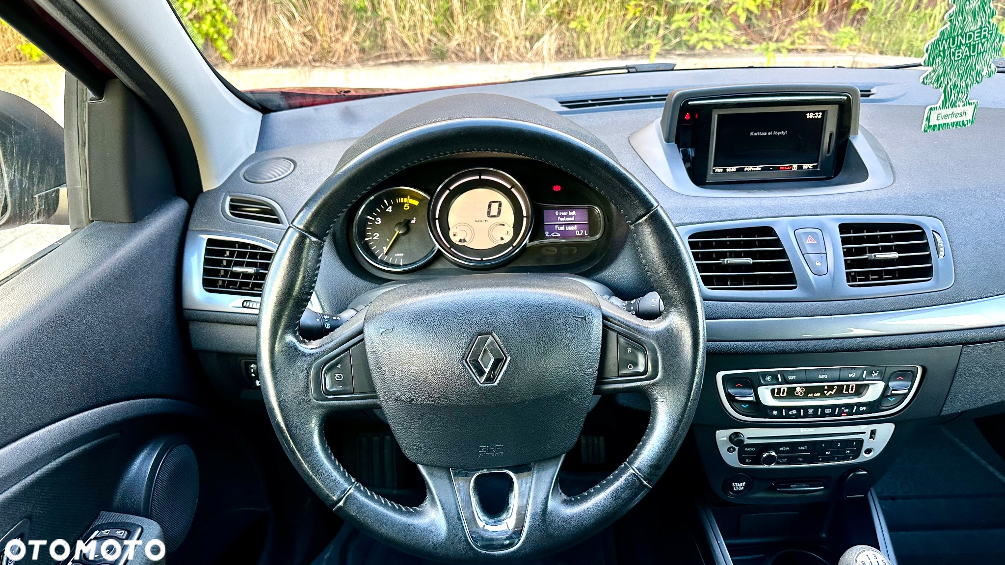 Renault Megane 1.5 dCi Energy Limited - 24