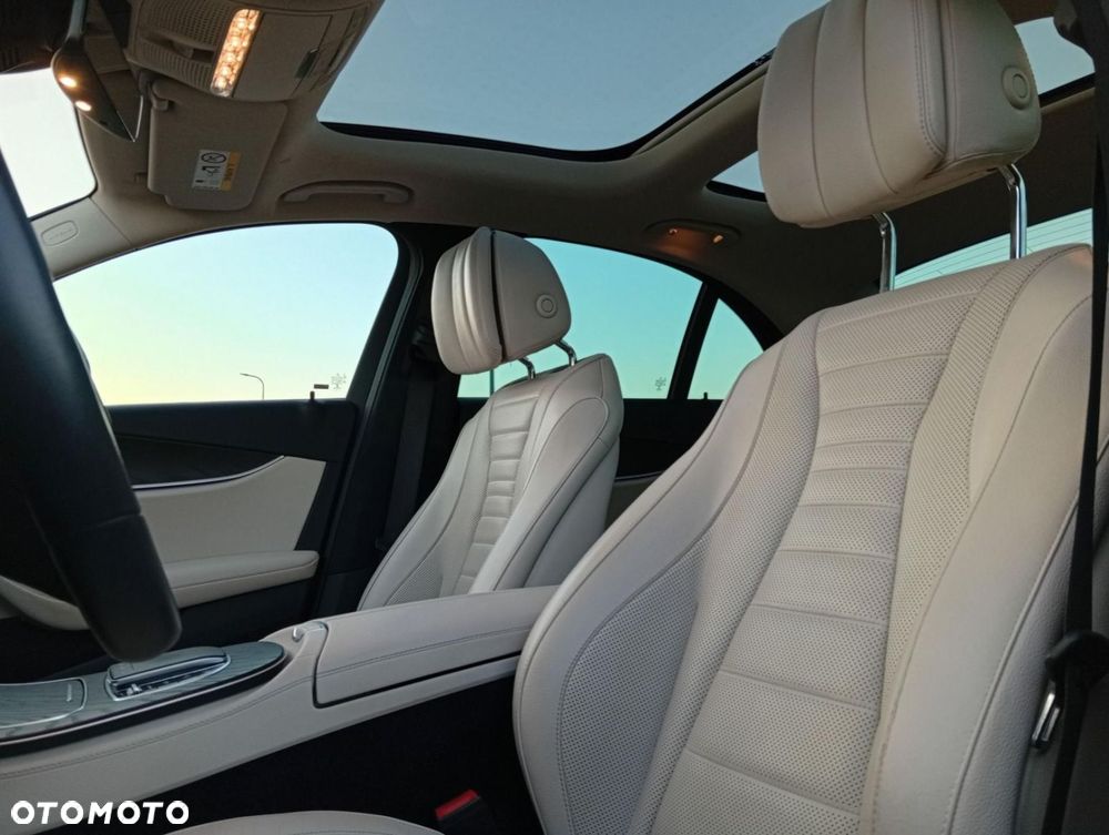 Mercedes-Benz Klasa E - 11