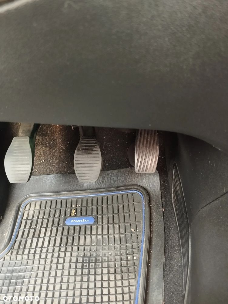 Fiat Punto - 4