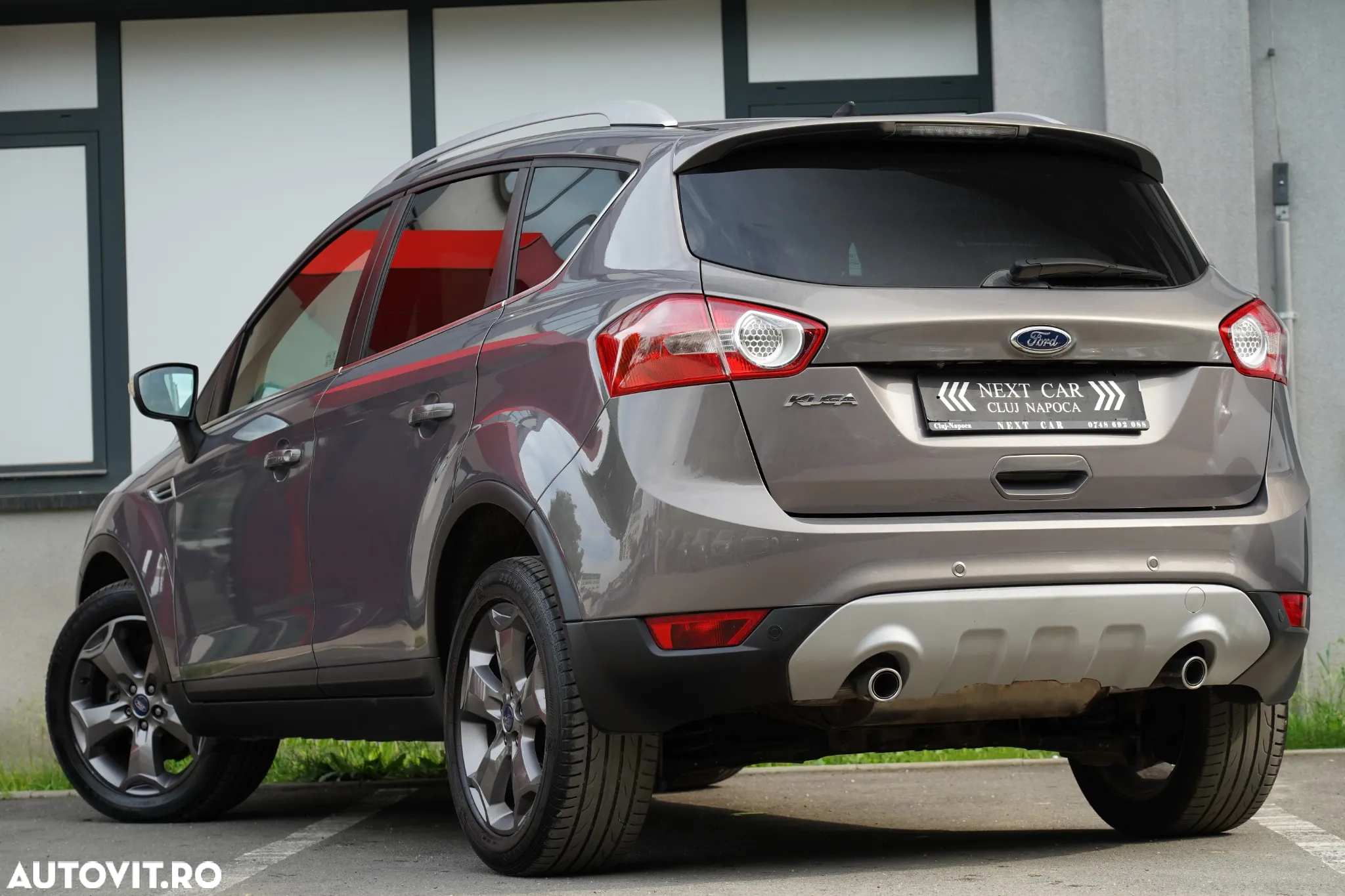 Ford Kuga 2.0 TDCi 4x4 Aut. Titanium - 3