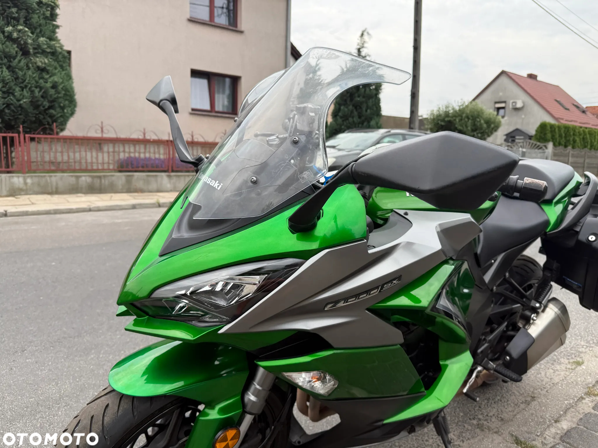 Kawasaki Ninja 1000 SX - 22