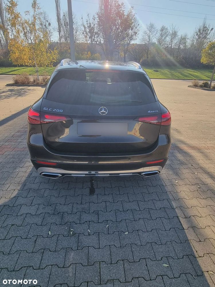 Mercedes-Benz GLC ver-200-4--matic - 11
