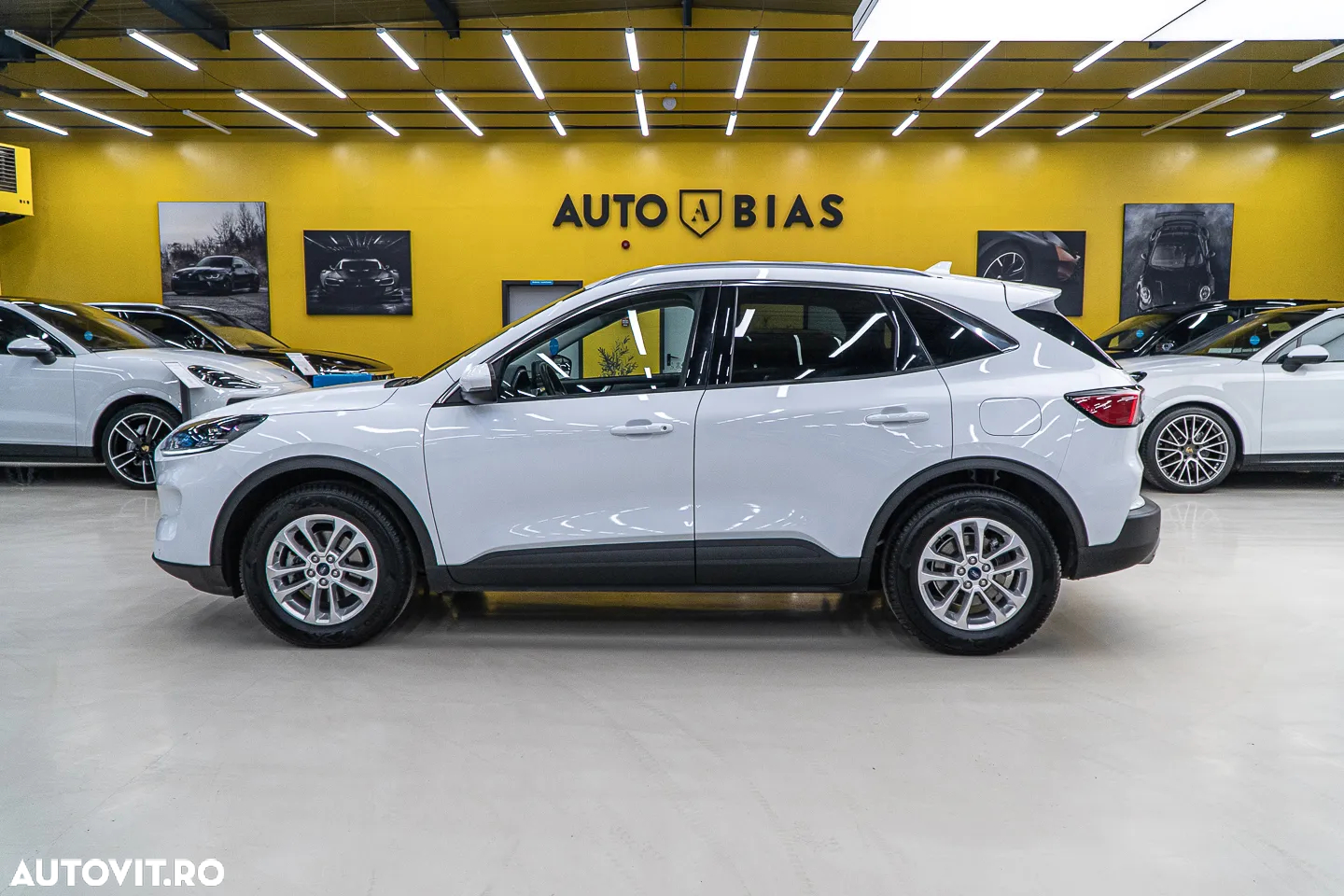 Ford Kuga 2.0 EcoBlue A8 AWD Titanium - 16