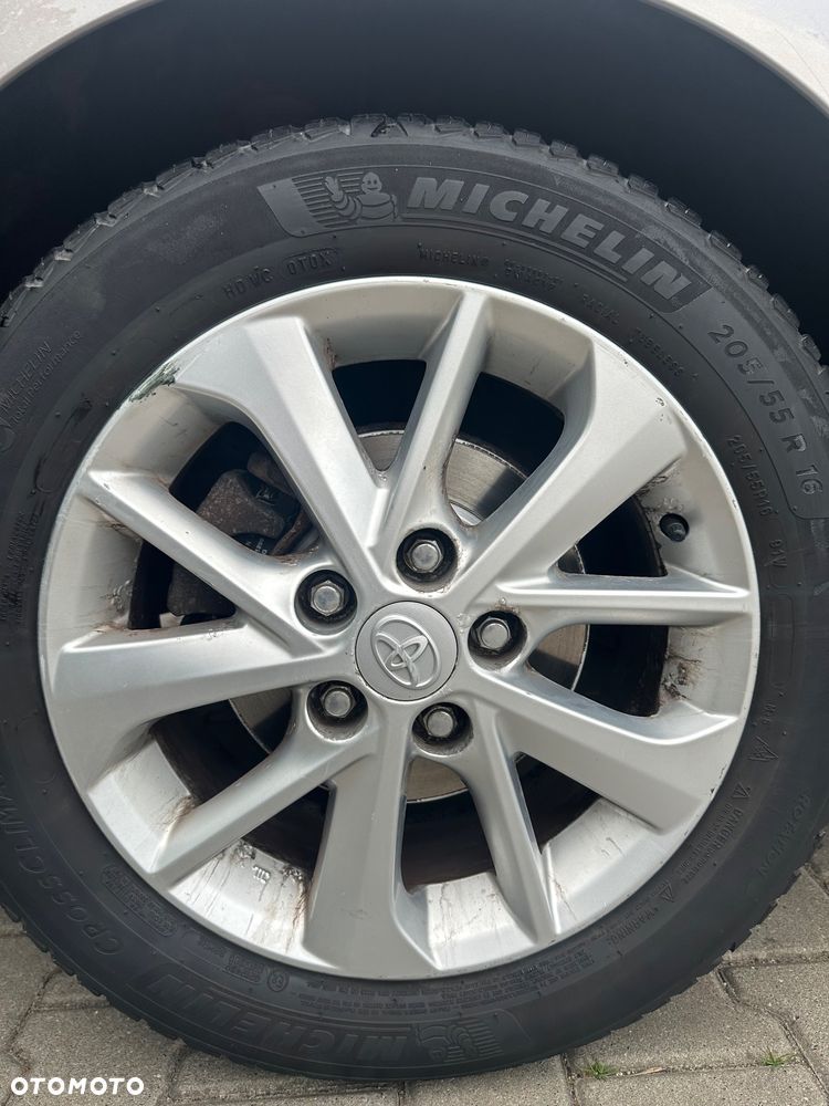 Toyota Auris 1.6 Prestige - 12
