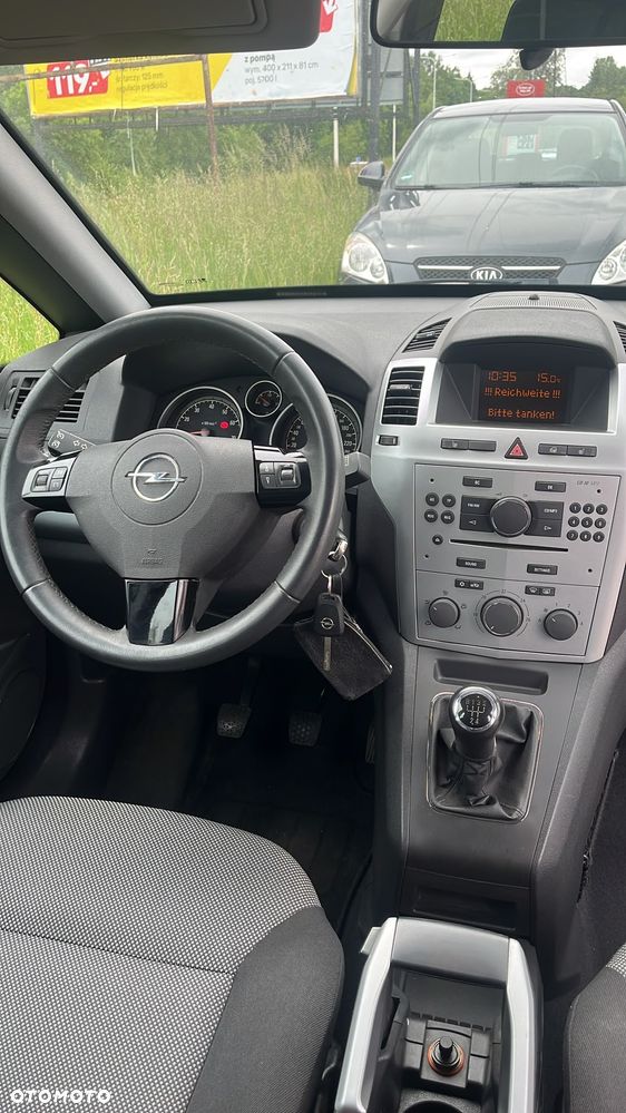 Opel Zafira 1.8 Design Edition - 2