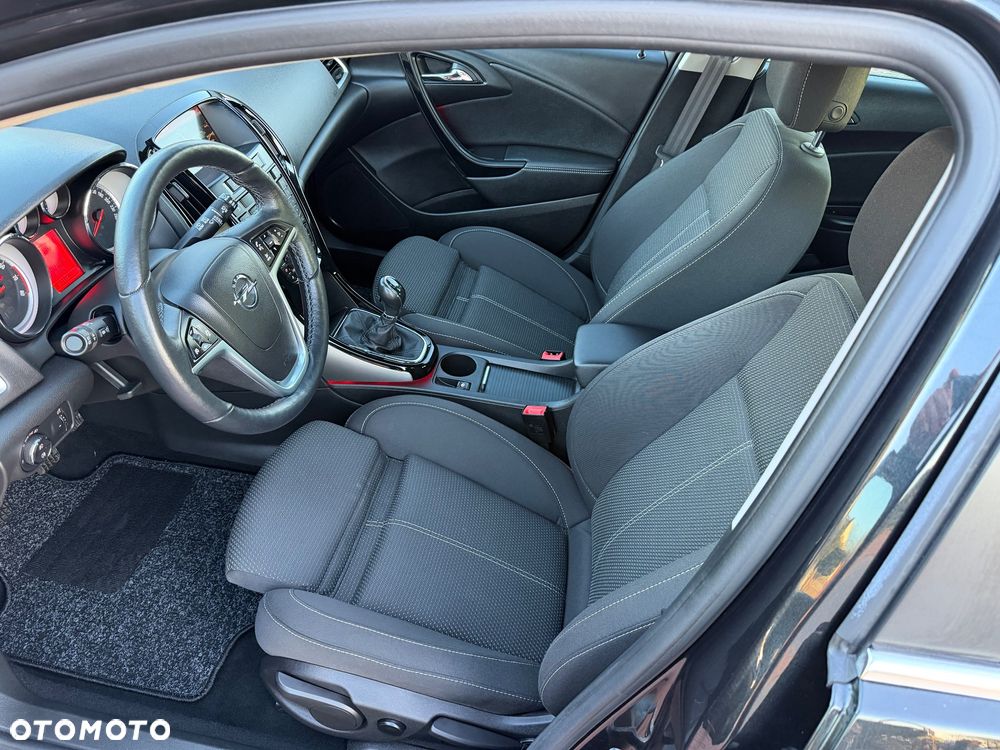 Opel Astra 1.4 Turbo Cosmo - 6