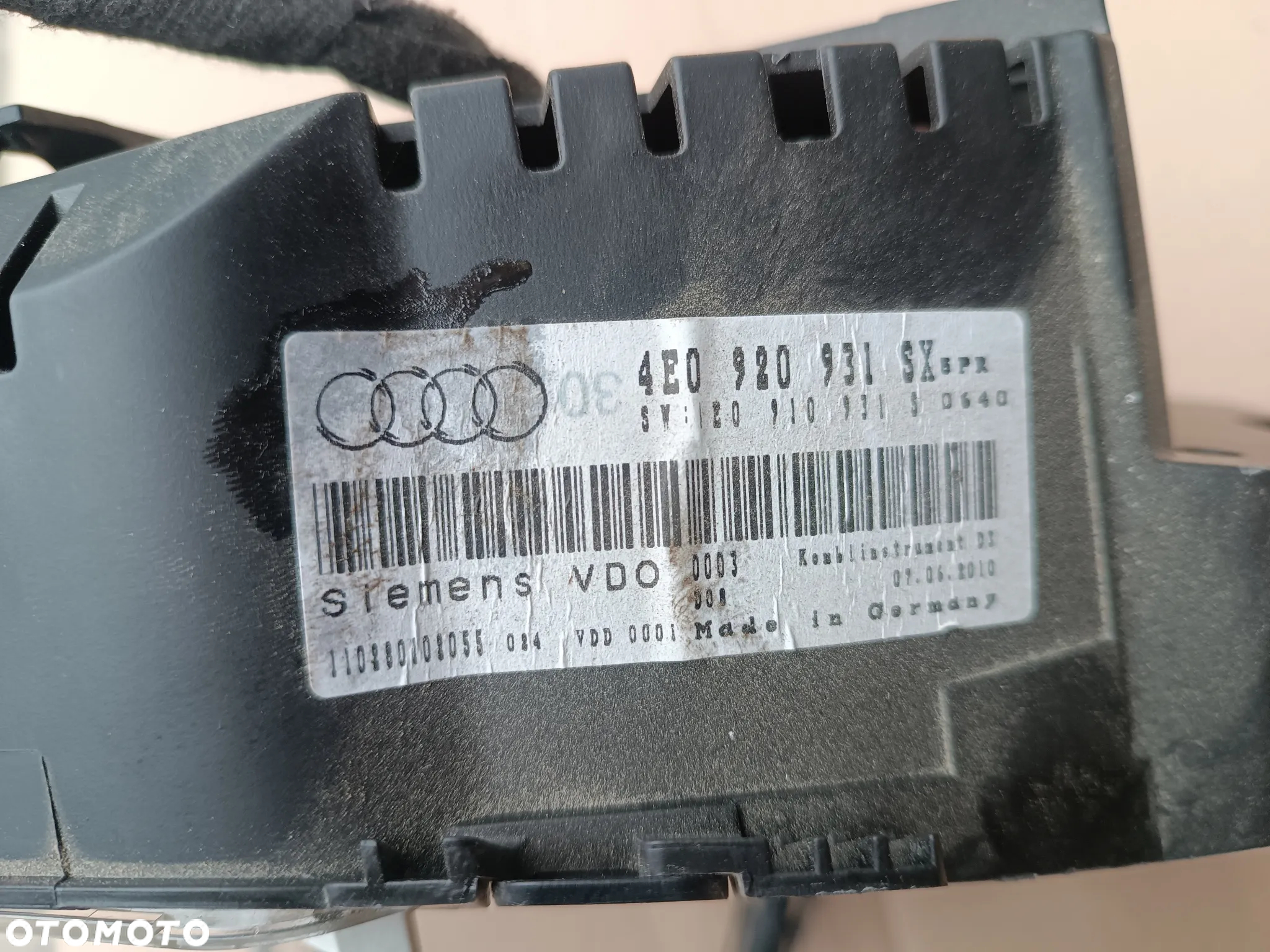 LICZNIK ZEGARY 4E0920931SX AUDI A8 D3 LIFT 4.2 TDI - 2