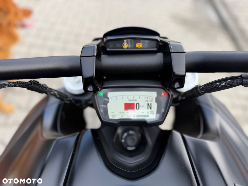 Ducati Diavel - 31