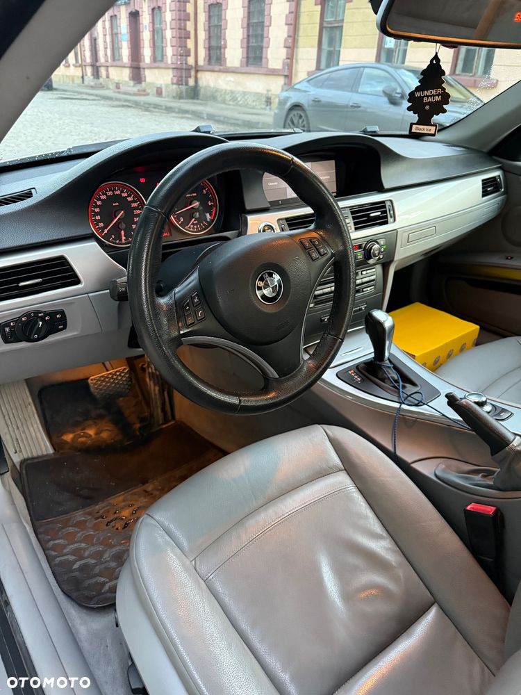 BMW Seria 3 - 16