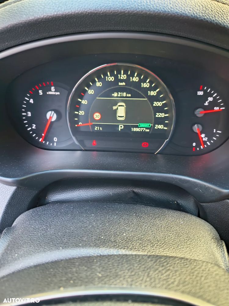 Kia Sorento - 8