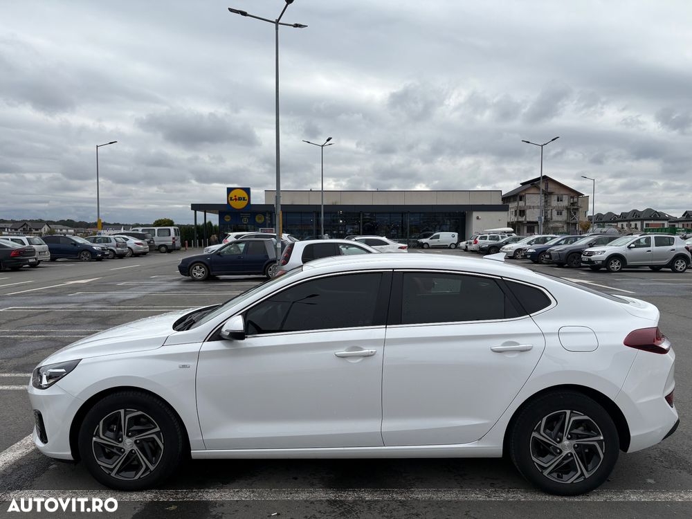 Hyundai i30 1.5 T-GDI MHEV 160CP Highway - 3
