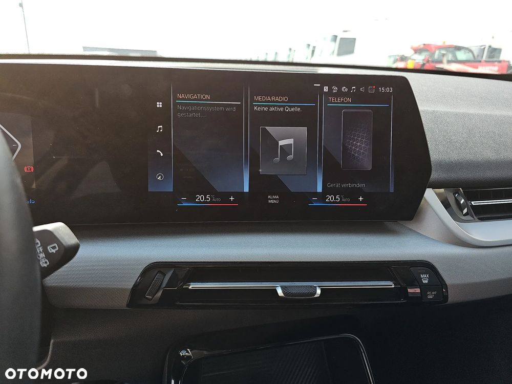 BMW X1 sDrive18i xLine - 14
