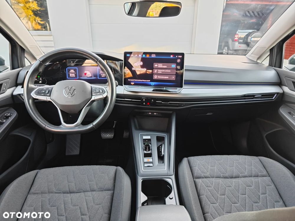 Volkswagen Golf - 11