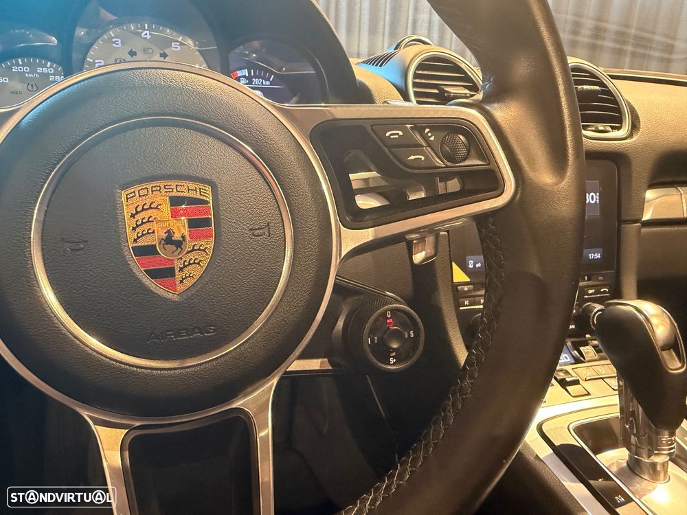 Porsche 718 Boxster 2.0 T PDK - 29