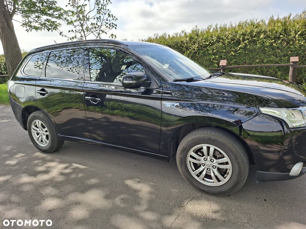 Mitsubishi Outlander Instyle NAVI - 8