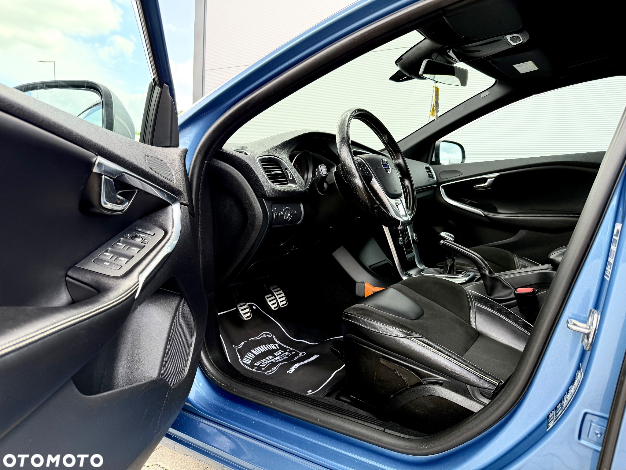 Volvo V40 D2 RDesign - 23