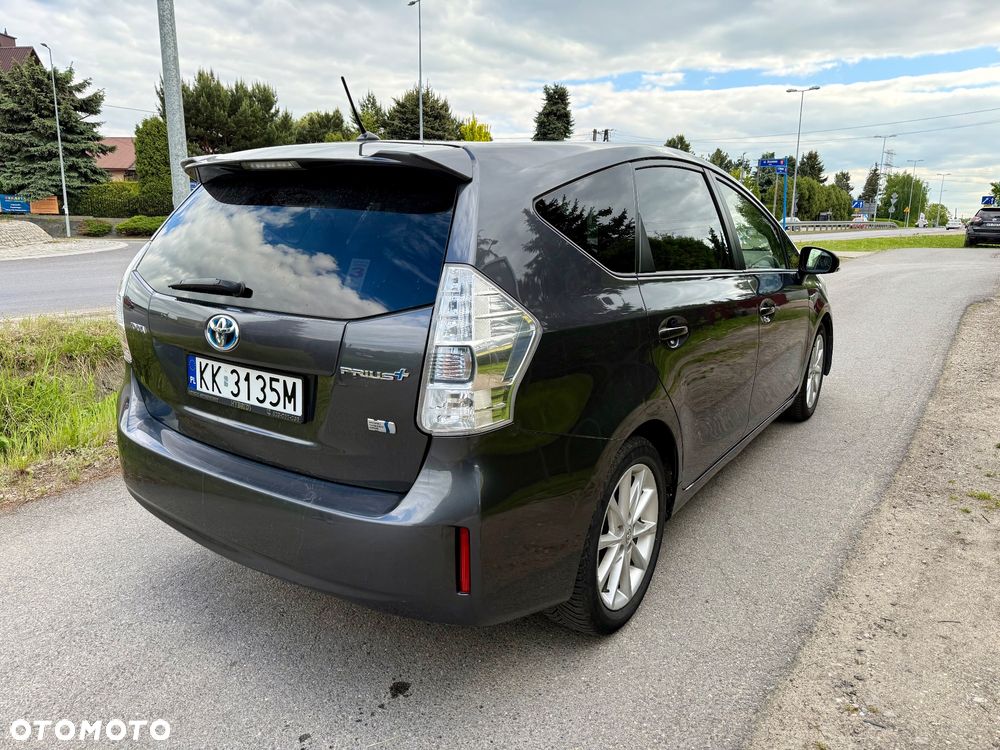 Toyota Prius+ - 1