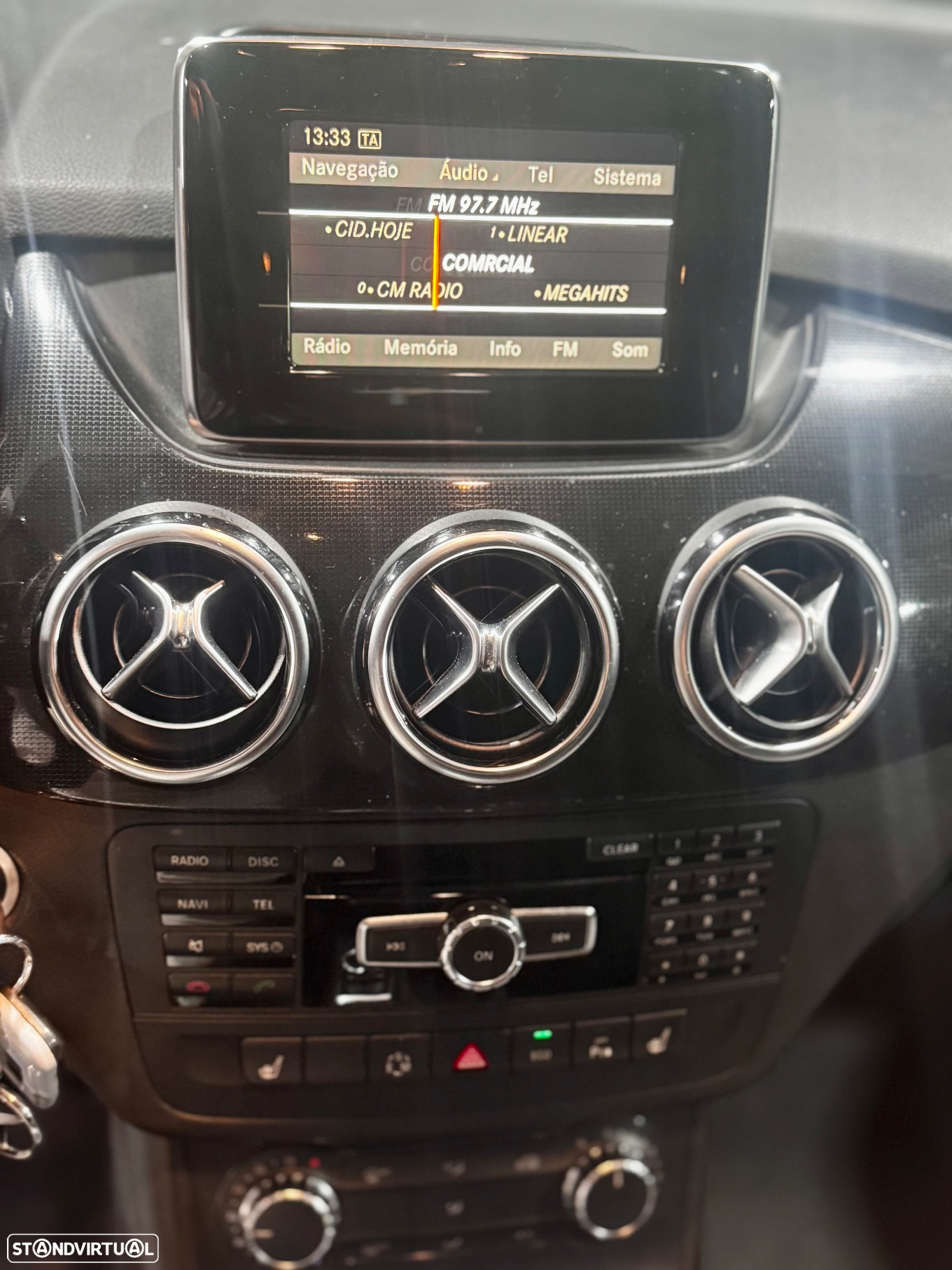 Mercedes-Benz B 180 CDI (BlueEFFICIENCY) 7G-DCT - 11