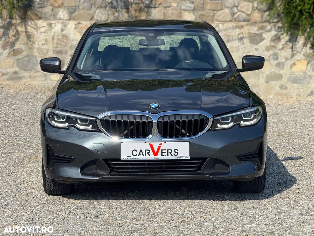 BMW Seria 3 320d xDrive AT MHEV - 12