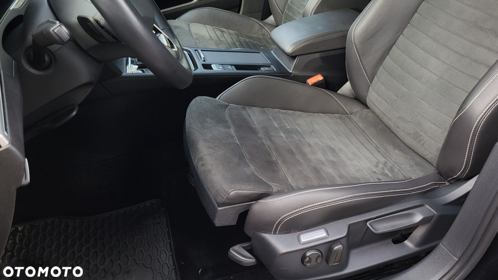 Volkswagen Passat - 11