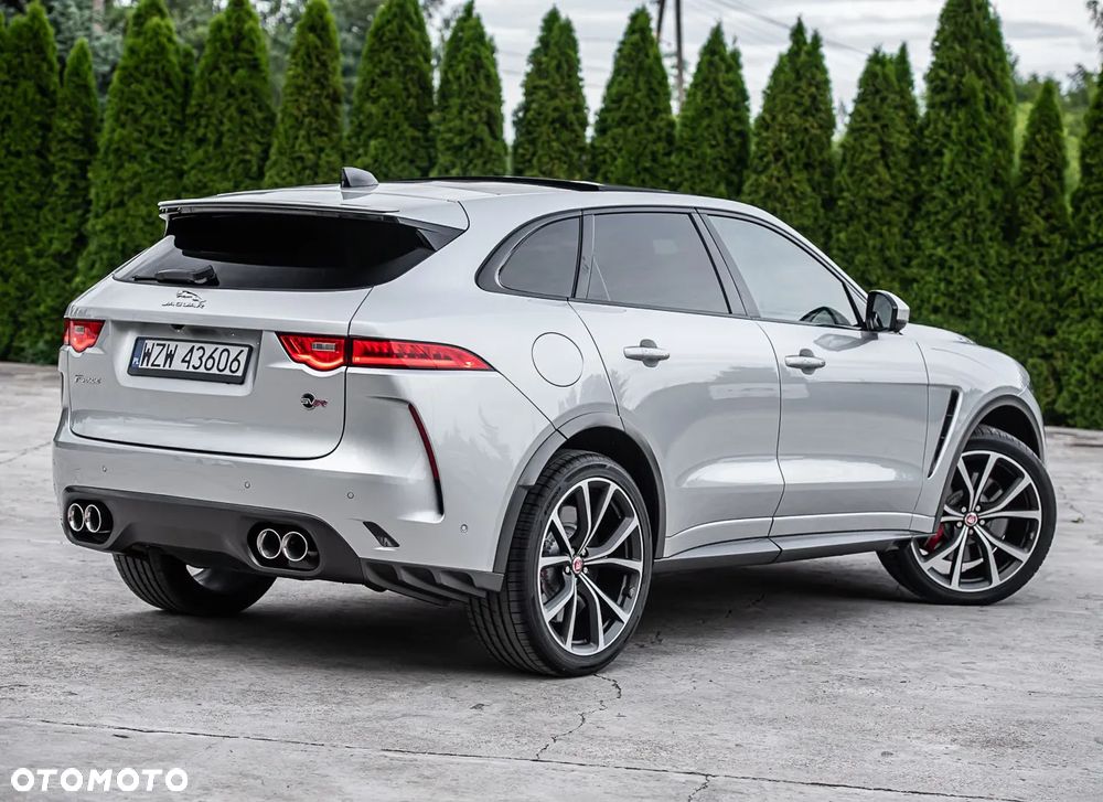 Jaguar F-Pace 5.0 V8 P550 AWD SVR - 13
