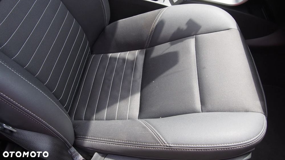 Volvo V50 1.8 - 25