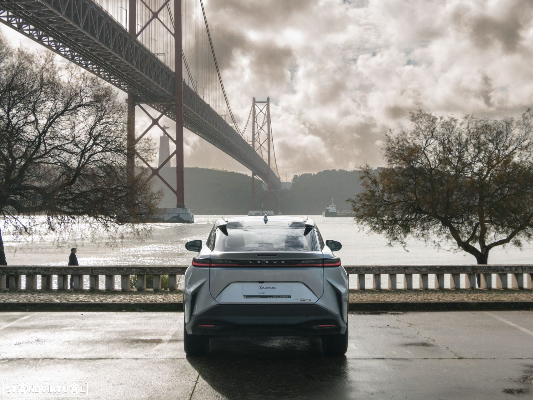 Lexus rz-450e Executive Plus - 6