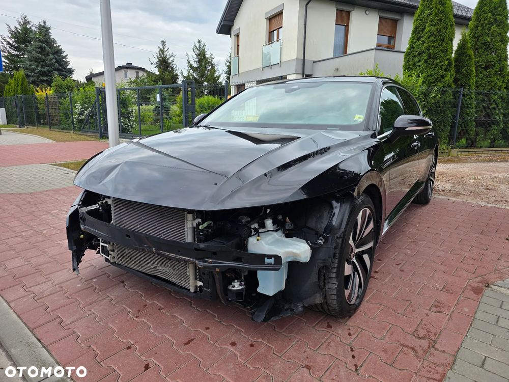 Volkswagen Arteon 2.0 TDI R-Line DSG - 2
