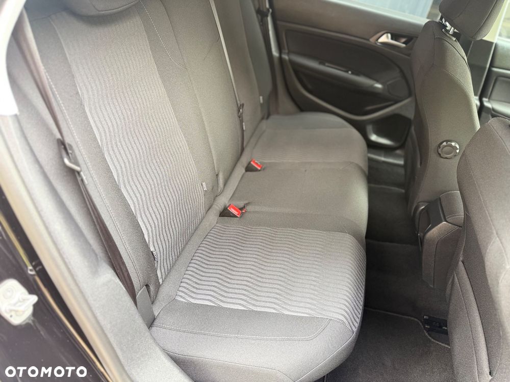 Peugeot 308 BlueHDi 120 Stop & Start Allure - 22