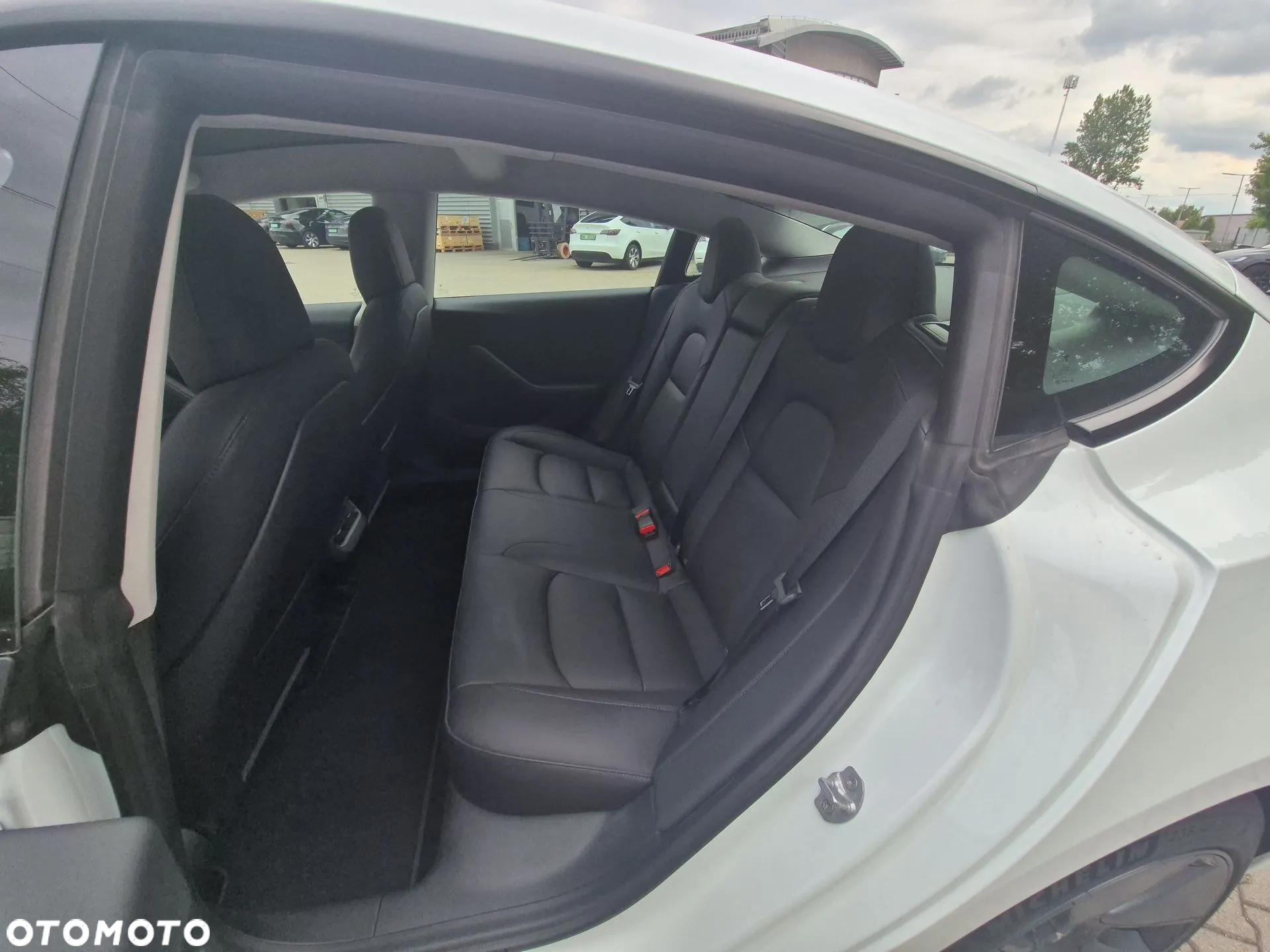 Tesla Model 3 RWD - 9