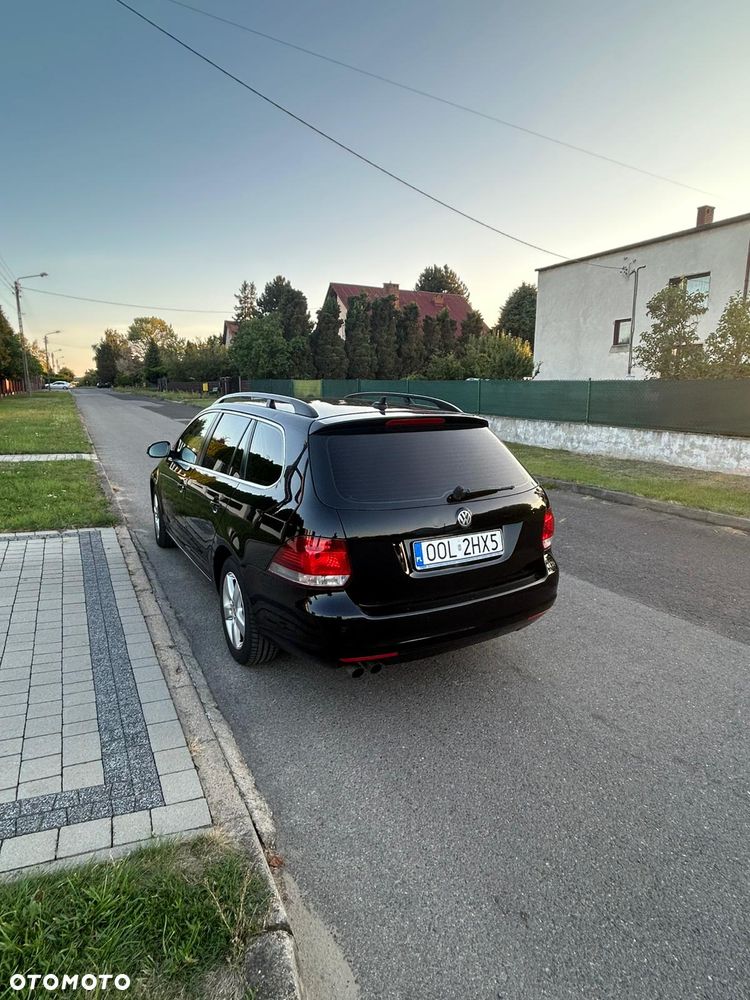 Volkswagen Golf 2.0 TDI DPF MATCH - 4